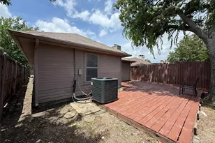 5400 Village Green Dr, Mesquite, TX 75150 - Photo 23