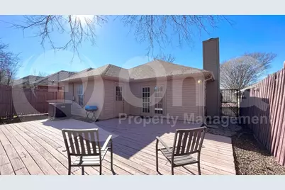 5400 Village Green Drive, Mesquite, TX 75150 - Photo 9