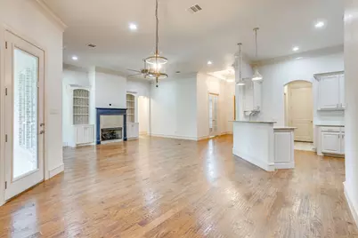 2946 Masters Court N, Burleson, TX 76028 - Photo 15