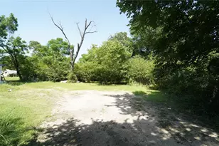 833 Carmela Ct, Cleburne, TX 76031 - Photo 21