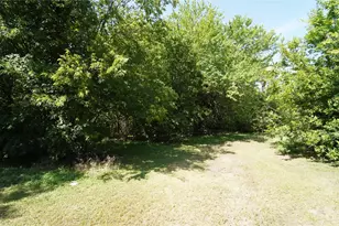 833 Carmela Ct, Cleburne, TX 76031 - Photo 25