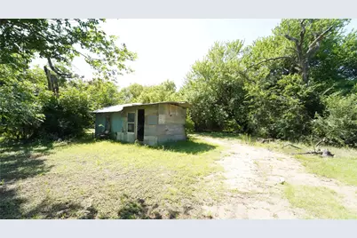 833 Carmela Court, Cleburne, TX 76031 - Photo 23
