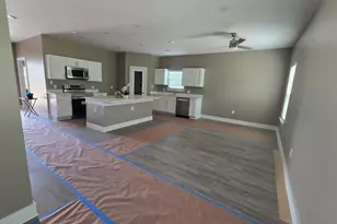 3513 Tomahawk Dr, Granbury, TX 76048 - Photo 13