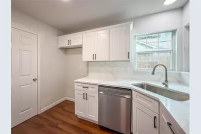 406 Dollins Street, Cedar Hill, TX 75104 - Photo 7