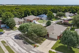 6003 Brookfall Dr, Arlington, TX 76018 - Photo 35