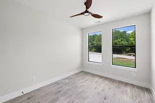 2714 Steepleridge Cir, Granbury, TX 76048 - Photo 23