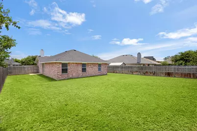 1516 S Rockwall Avenue, Terrell, TX 75160 - Photo 23