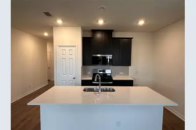 663 Saxony Drive, Princeton, TX 75407 - Photo 5