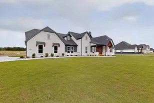 176 Co Rd 4615, Wolfe City, TX 75496 - Photo 3