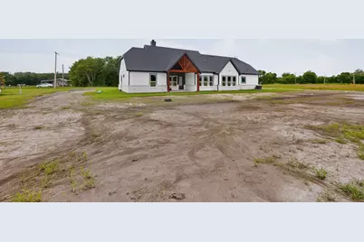 176 County Road 4615, Wolfe City, TX 75496 - Photo 37