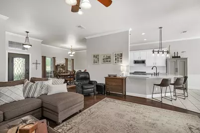 806 N Tejas Drive, Sanger, TX 76266 - Photo 5