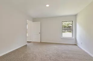 1305 Eagle Lake Dr, Azle, TX 76020 - Photo 11