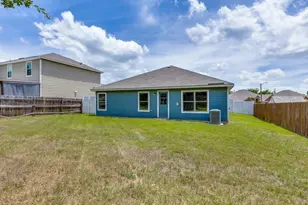 1305 Eagle Lake Dr, Azle, TX 76020 - Photo 21