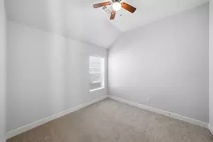 9529 Blue Stem Ln, Little Elm, TX 75068 - Photo 15