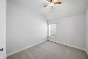 9529 Blue Stem Ln, Little Elm, TX 75068 - Photo 9