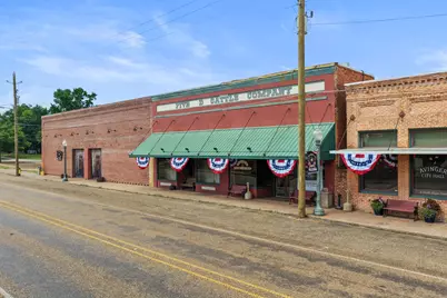 8 N Main Street, Avinger, TX 75630 - Photo 1