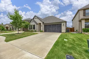 2091 Creekbluff Cir, Lewisville, TX 75010 - Photo 3