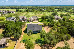 27027 Stonewood Dr, Whitney, TX 76692 - Photo 37