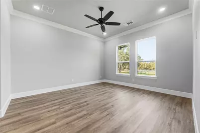 27027 Stonewood Drive, Whitney, TX 76692 - Photo 23