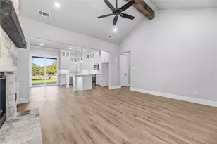 27027 Stonewood Dr, Whitney, TX 76692 - Photo 9