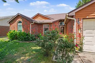7949 Waterside Trail, Fort Worth, TX 76137 - Photo 3