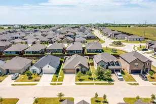 8225 Manx Pt, Godley, TX 76044 - Photo 1