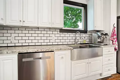 1015 N College Street, McKinney, TX 75069 - Photo 11