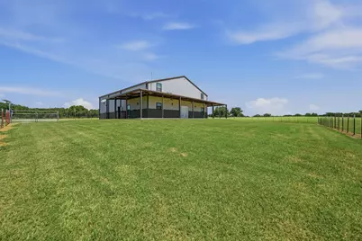 899 Bennett Road, Millsap, TX 76066 - Photo 31
