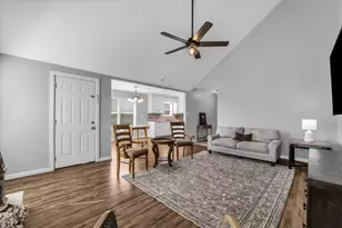 115 Turtle Cove Dr, Elm Mott, TX 76640 - Photo 5