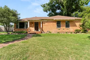 1812 Arrow Ln, Garland, TX 75042 - Photo 1