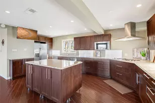 3916 Sunnyview Ln, Flower Mound, TX 75022 - Photo 11