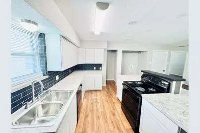 9140 Donnybrook Lane, Dallas, TX 75217 - Photo 3