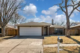 200 Caprock Dr, Arlington, TX 76018 - Photo 1
