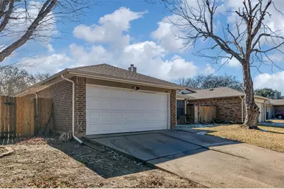 200 Caprock Drive, Arlington, TX 76018 - Photo 3