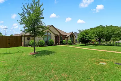 8014 Garner Road, Rowlett, TX 75088 - Photo 3
