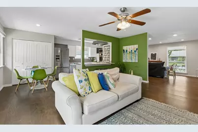 1239 Evergreen Drive, Richardson, TX 75080 - Photo 11