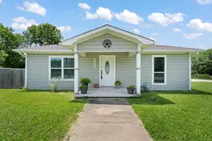 111 W Shelton St, Alvarado, TX 76009 - Photo 1