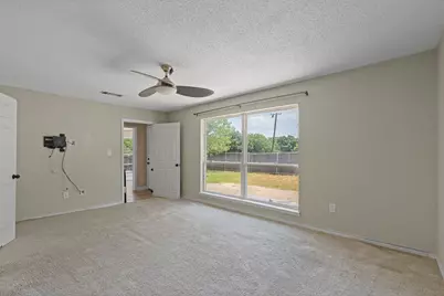111 W Shelton Street, Alvarado, TX 76009 - Photo 9
