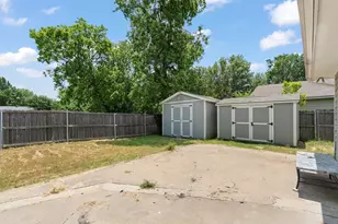 111 W Shelton St, Alvarado, TX 76009 - Photo 19