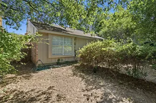 1106 Cain Ct, Cedar Hill, TX 75104 - Photo 25