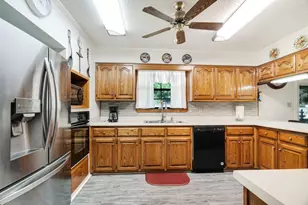 203 1st St NW, Detroit, TX 75436 - Photo 7
