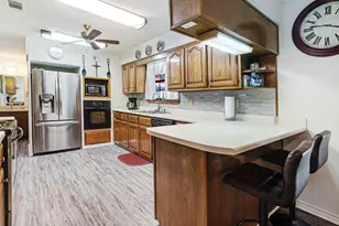 203 1st St NW, Detroit, TX 75436 - Photo 9