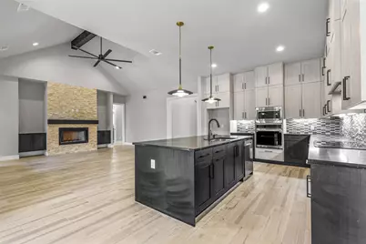 1064 Glenoaks Drive, Weatherford, TX 76088 - Photo 11
