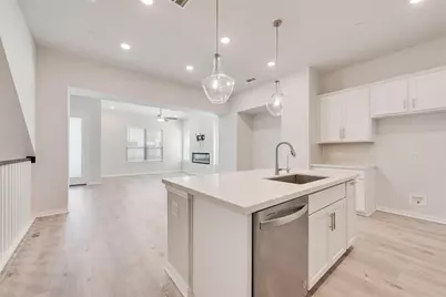 8340 Challenger Lane, Frisco, TX 75034 - Photo 9