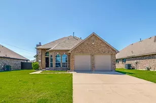 1909 Ridgecrest Dr, Royse City, TX 75189 - Photo 1