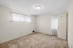 2210 Babalos Ln, Dallas, TX 75228 - Photo 15