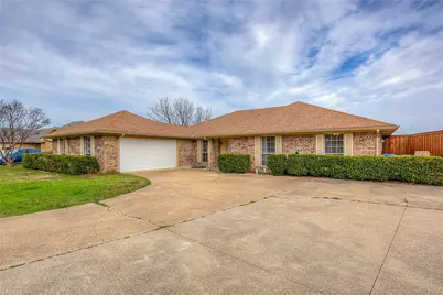 4804 Edgewater Drive, Rowlett, TX 75088 - Photo 3
