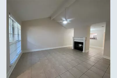 2916 Kathleen Lane, Euless, TX 76039 - Photo 3