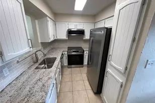 2916 Kathleen Ln, Euless, TX 76039 - Photo 9