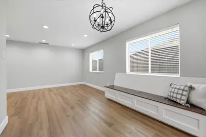 2117 Via Estrada, Carrollton, TX 75006 - Photo 11